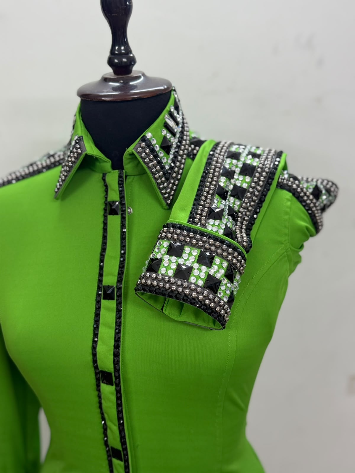 show shirt2567