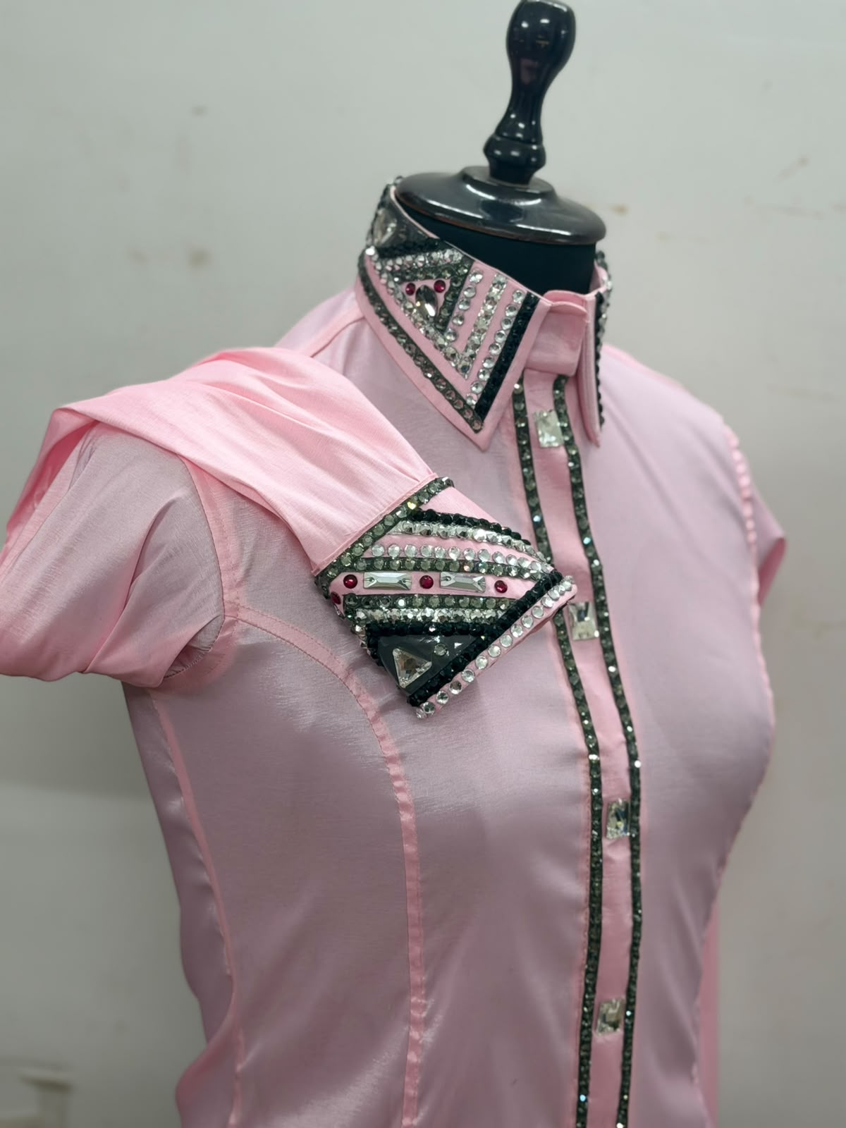 show shirt25